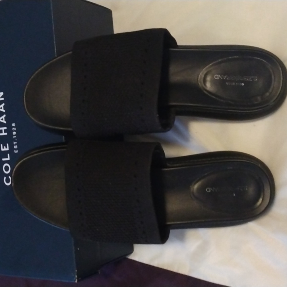 Cole haan women black slippers